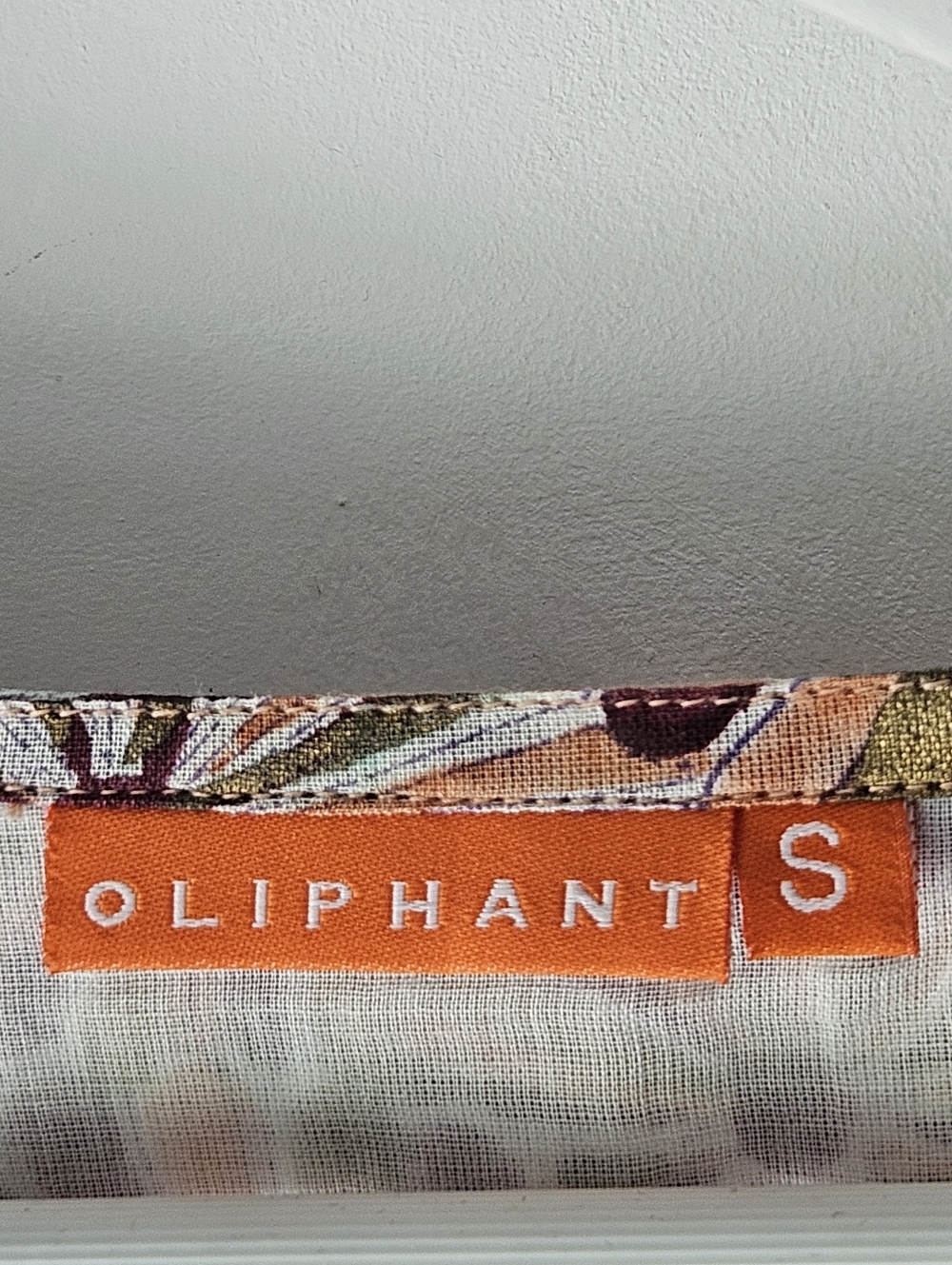Oliphant Coated Gold Wine And Peach Graphic Printed Smocked Dress - Picture 8 of 10